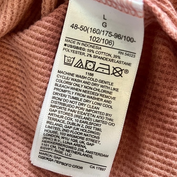 GAP Washed Rose Tie-Dye Thermal Top | Size Large | Ribbed Long Sleeve - Picture 10 of 11